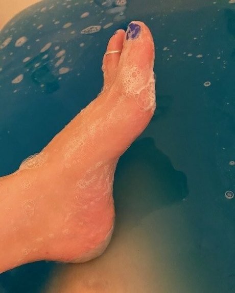 cutelittletattooedfeet top schöne bild