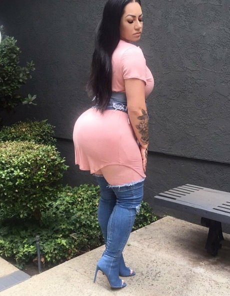 Elke Life exklusive nacktheit bilder