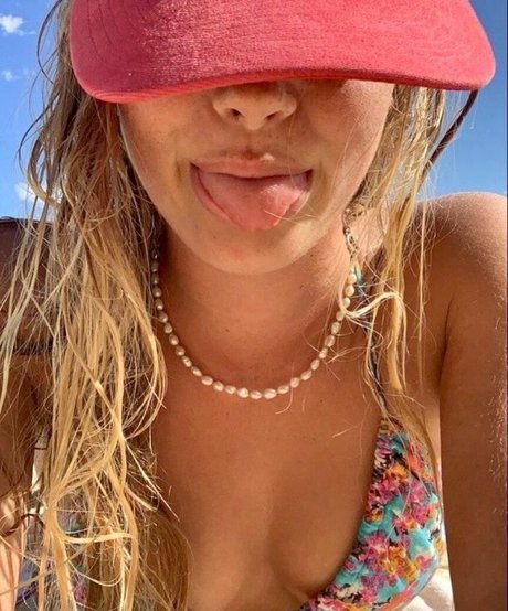 Lia Noya nacktheit heiße galerie