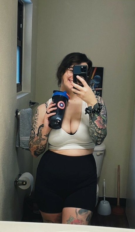 FrankieDarko top nacktheit bild