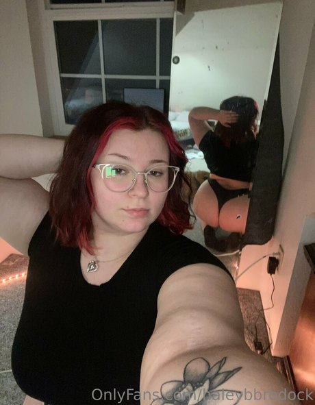 haleybbrodock erwachsene hd fotos