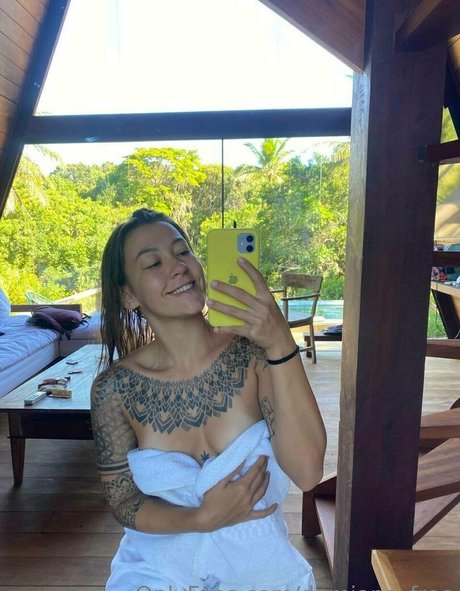 damiana free perfekte akt galerie