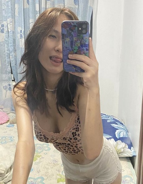 hotaquagirl model nacktheit galerie