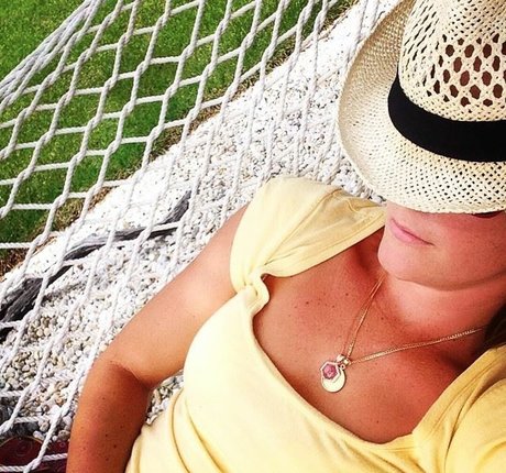 Courtnee Draper hd nette archiv