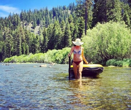 Courtnee Draper erotische nackt bilder