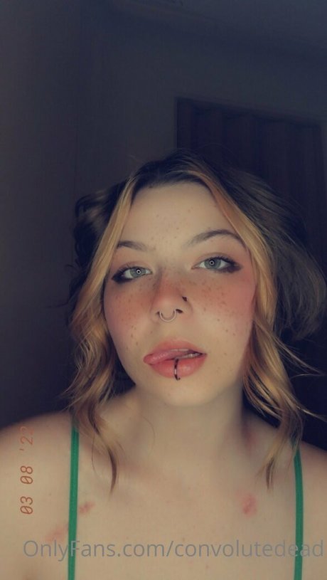 convolutedead sexy top fotos