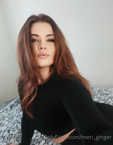 meri ginger top akt foto