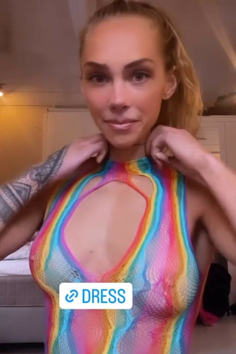 Svagtillstark schöne nackt foto