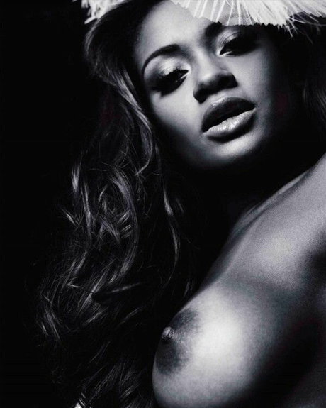 Jaqueline Faria sexy nackten bilder