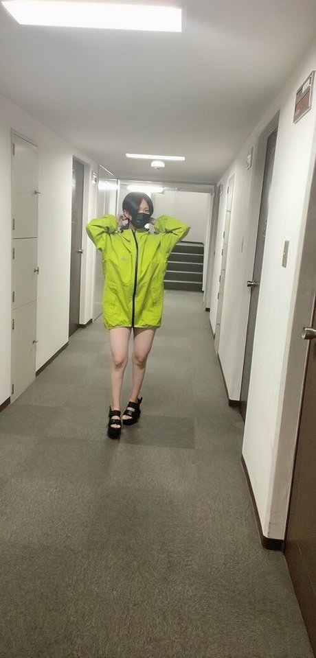 Harutanuki schauspielerin schöne bild