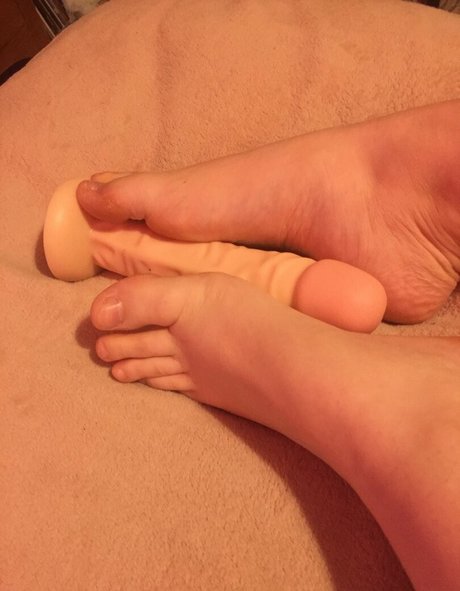 milf füße onlyfans exklusive kunst archiv