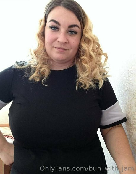 bun with jam porno perfekte bild