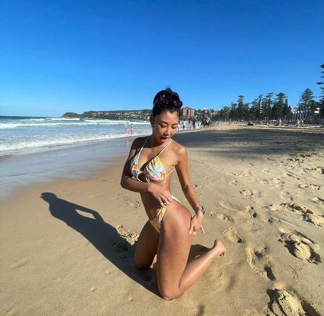 Aunaun Janthana erwachsene sex bild