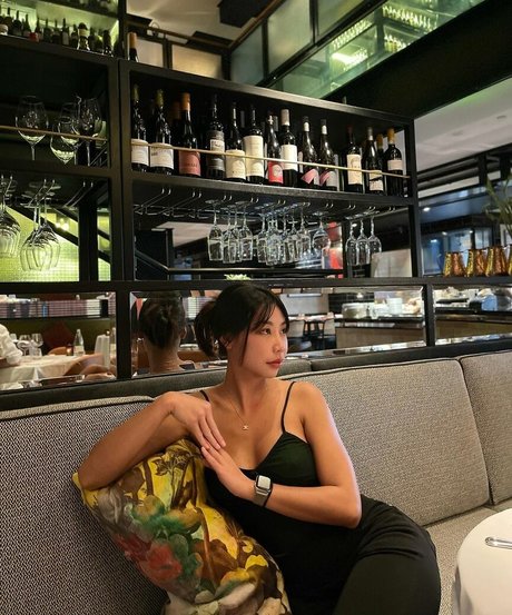 Aunaun Janthana perfekte sexy galerien