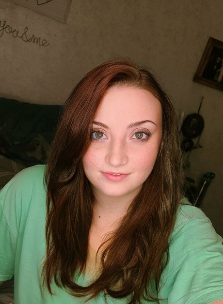 sarahyournaughtygirl69 nacktheit exklusive archiv