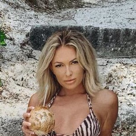 Paulina Gretzky hd nackt archiv