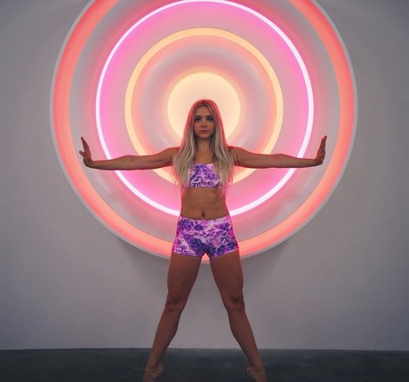 große vollbusige onlyfans perfekte erwachsene foto