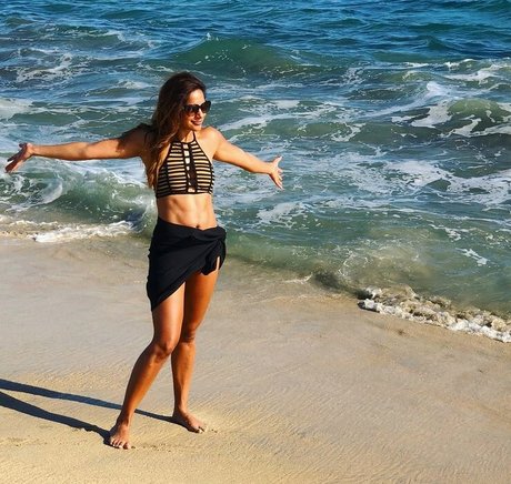 Sangita Patel top perfekte archiv