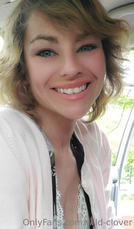 wild clover nackt hd bild