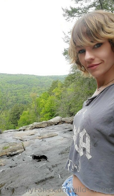 wild clover erwachsene nackte foto