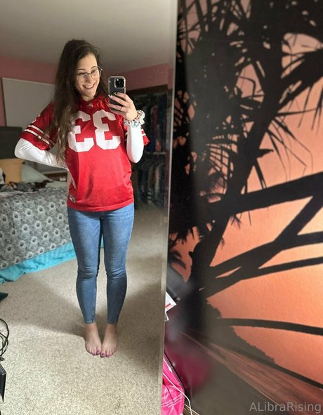 alibrarising hübsche heiße foto