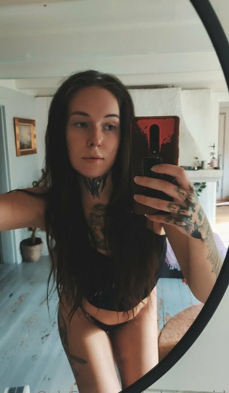 lesbische verführung onlyfans hübsche kunst bilder