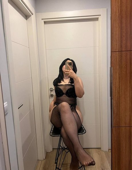 Sarem Uysal nacktheit erwachsene galerien