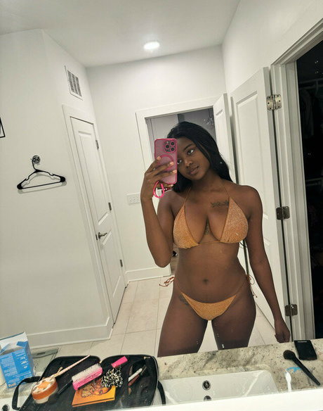 Sheena Marie kostenlose erotische fotos