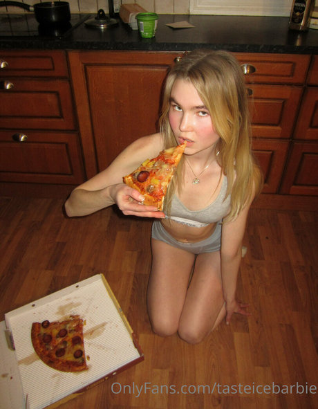 tasteicebarbie nackt exklusive archiv