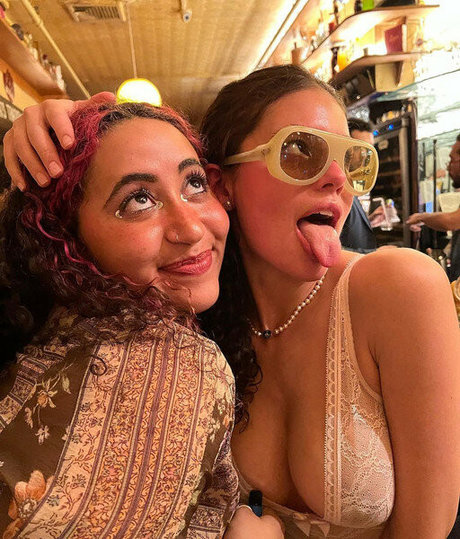 Isabella Carr schauspielerin exklusive fotos