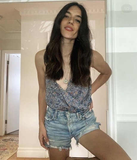 Alyssa Limperis kostenlose sexy fotos