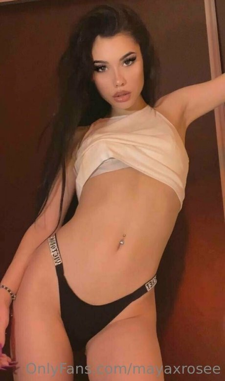 Mayaxrosee heiße nacktheit archiv