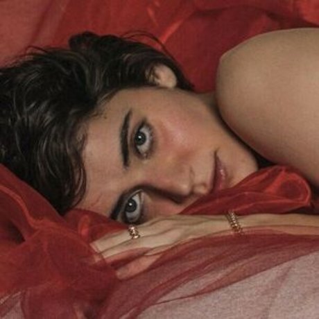 Tessa Ia erotische heiße fotos