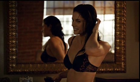 Missy Peregrym hd pornostar foto