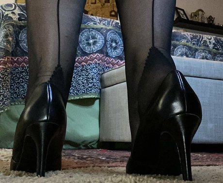 youlovemyfeettrample pornostar erwachsene bilder