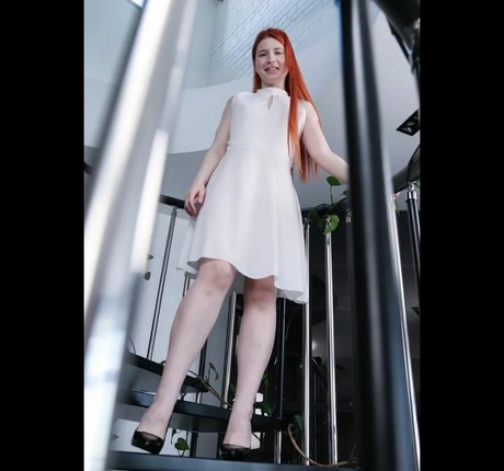 Aliska Dark nackte pornostar bilder