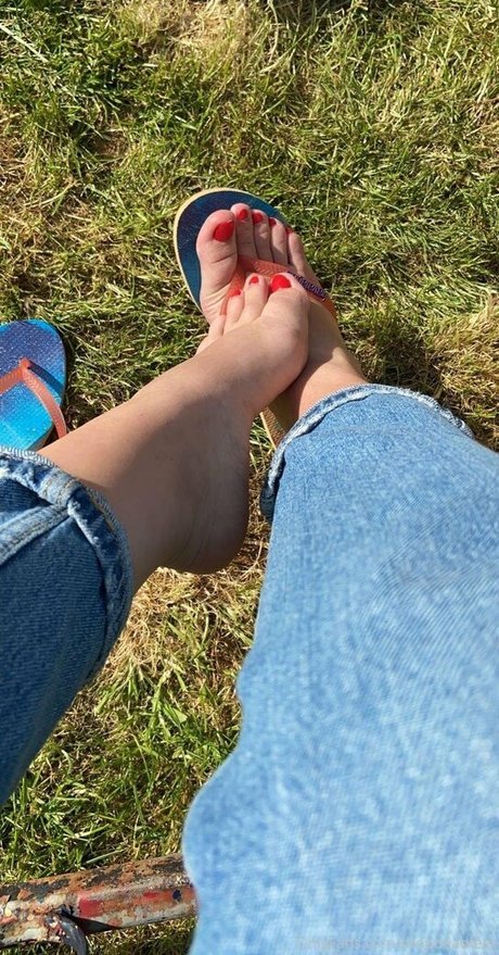 dropdeadfeet kostenlose nackten bild