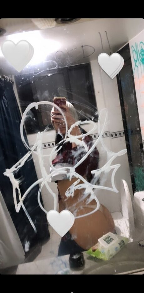 Silk7milk heiße pornostar bilder