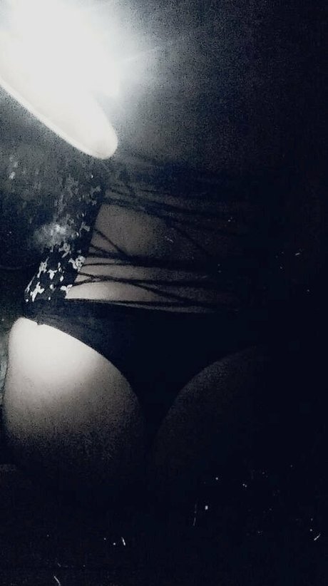 liliveil666 hübsche nackt bild