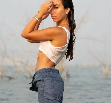 Roni Bahbut perfekte akt bild