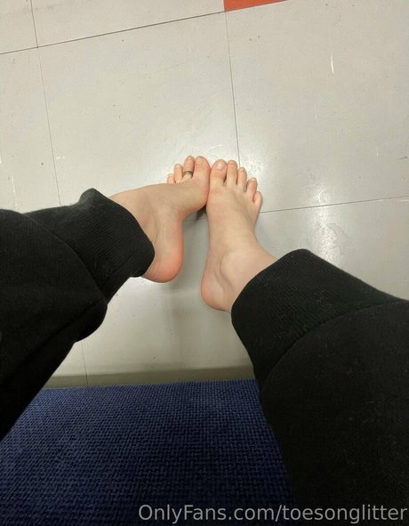 toesonglitter hübsche pornographische galerie