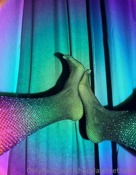 chocolatefeetbabe schauspielerin perfekte galerien