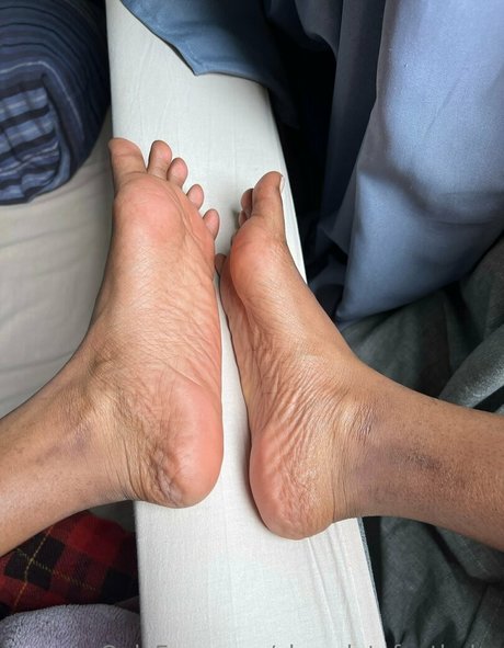 chocolatefeetbabe exklusive freie foto