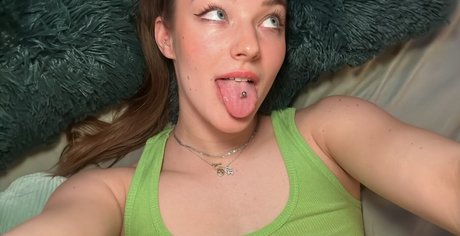 Peachyyvirgo hd akt galerien