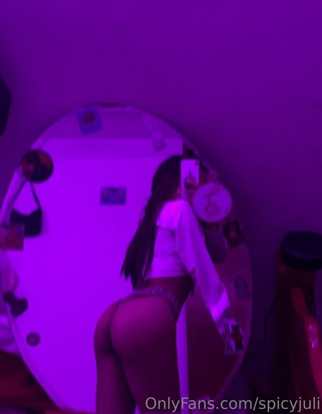 spicyjuli nacktheit pornostar galerien