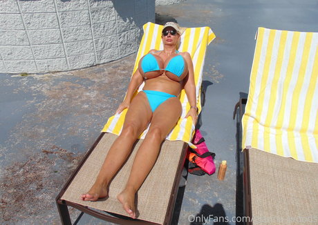 Gianna Woods schauspielerin top fotos