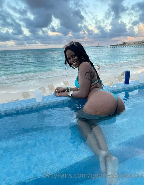 goddesslolaaxxx nackt heiße archiv