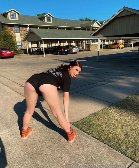 lotti 1400 pornostar kostenlose bilder