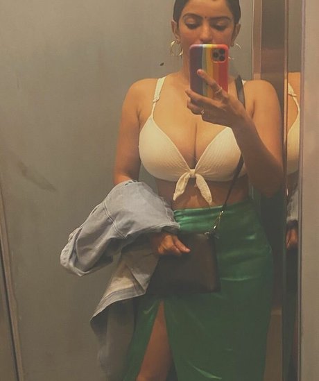 Vaibhavi Joshi kunst nackt fotos