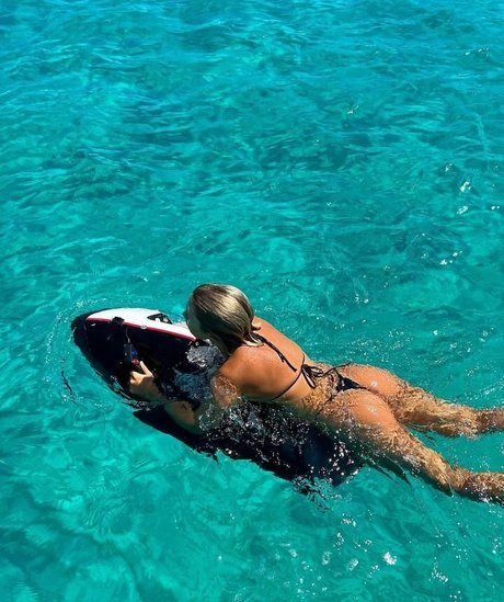 rebecastones nacktheit hd fotos